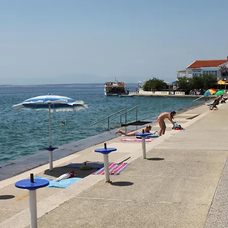 With Parking Space - Crikvenica - 24323 Selce